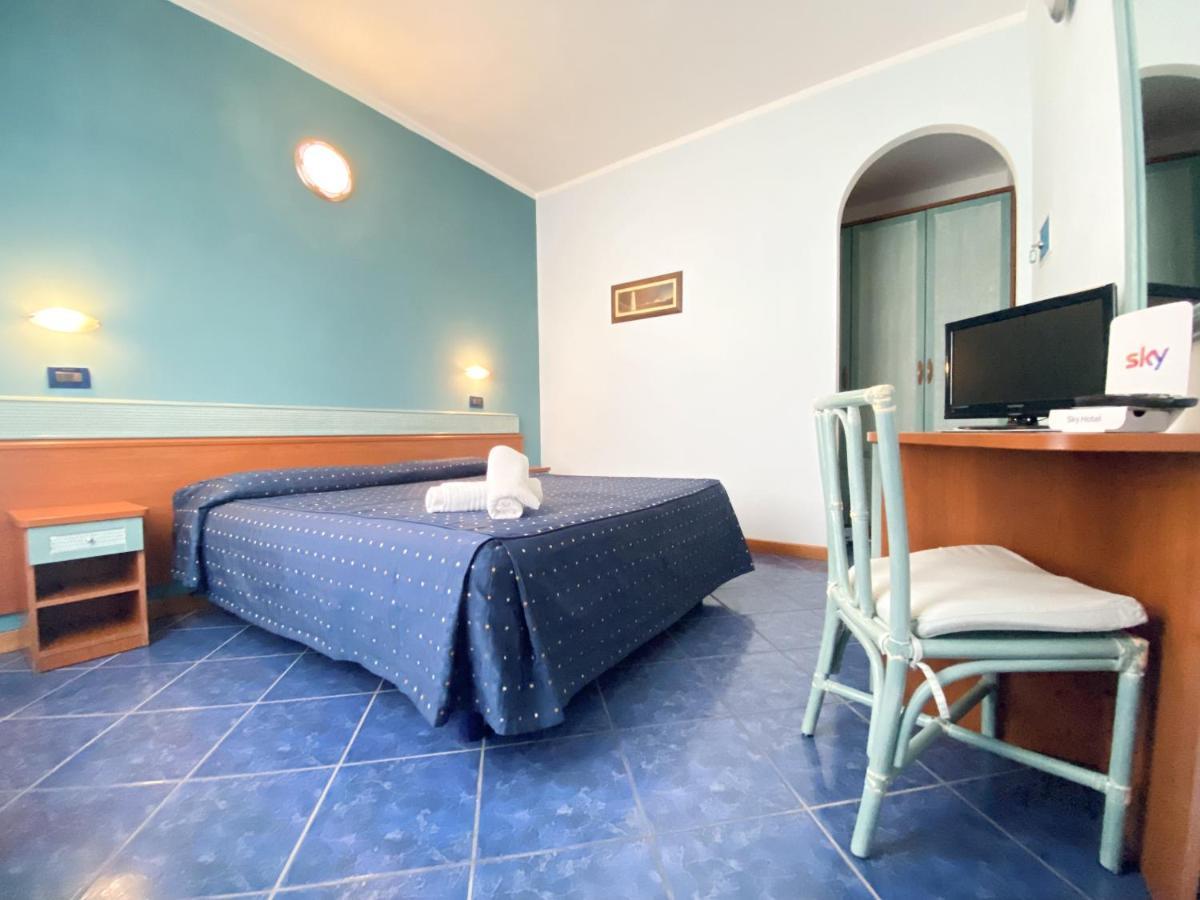 Hotel Villa Grazia Cesenatico Buitenkant foto