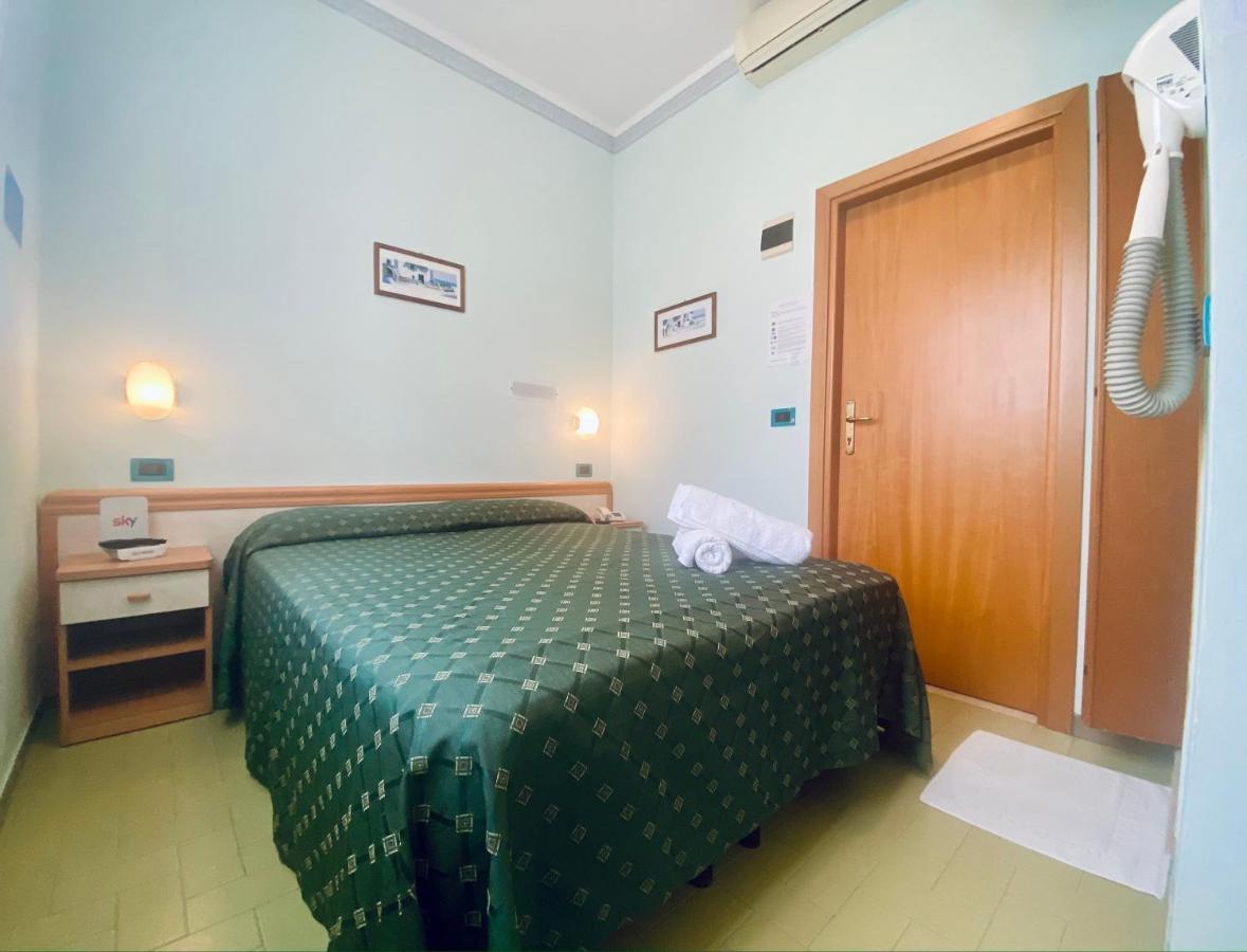 Hotel Villa Grazia Cesenatico Buitenkant foto