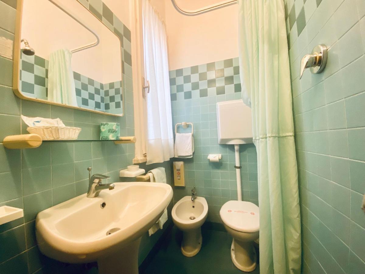 Hotel Villa Grazia Cesenatico Buitenkant foto