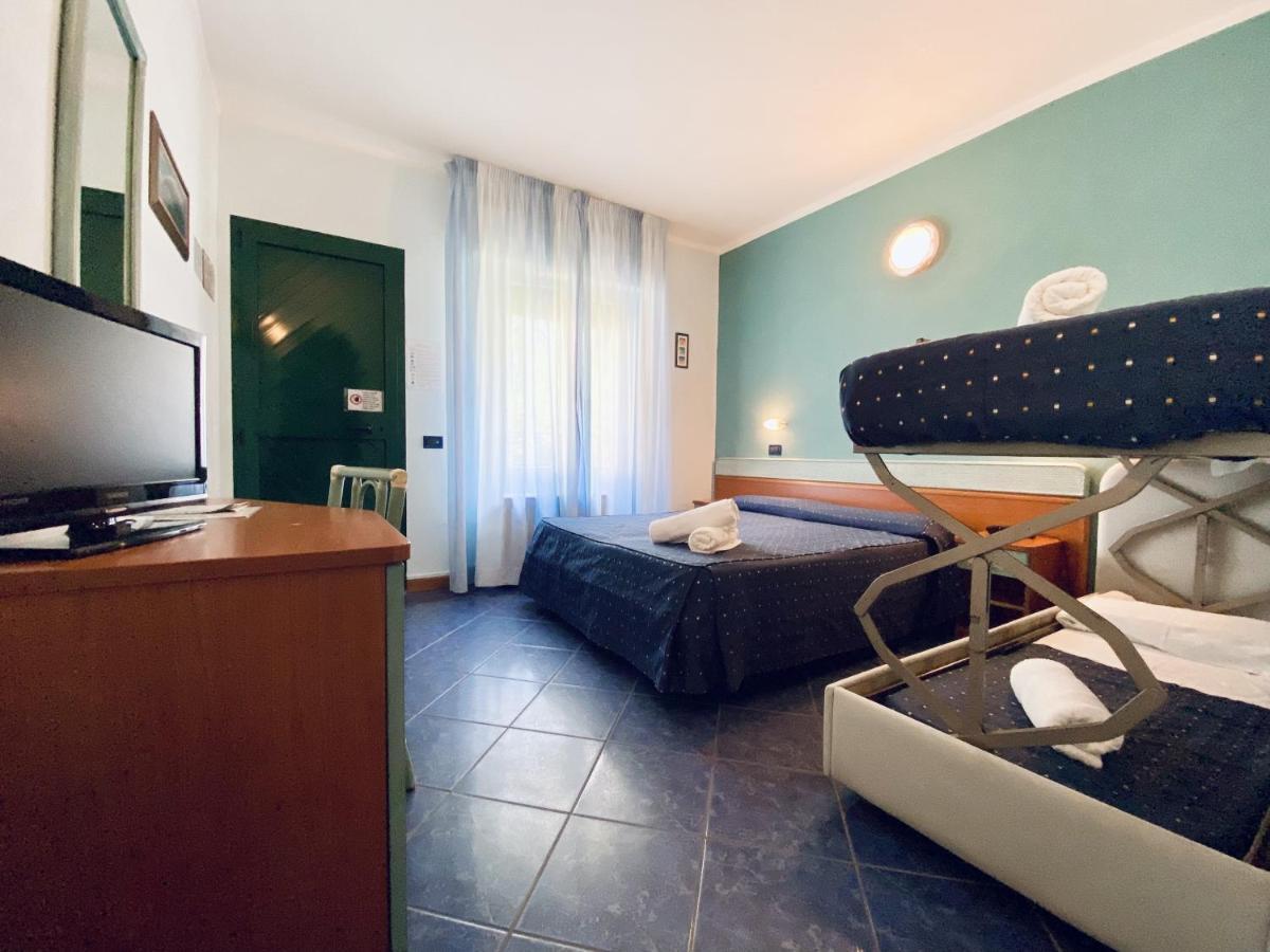 Hotel Villa Grazia Cesenatico Buitenkant foto