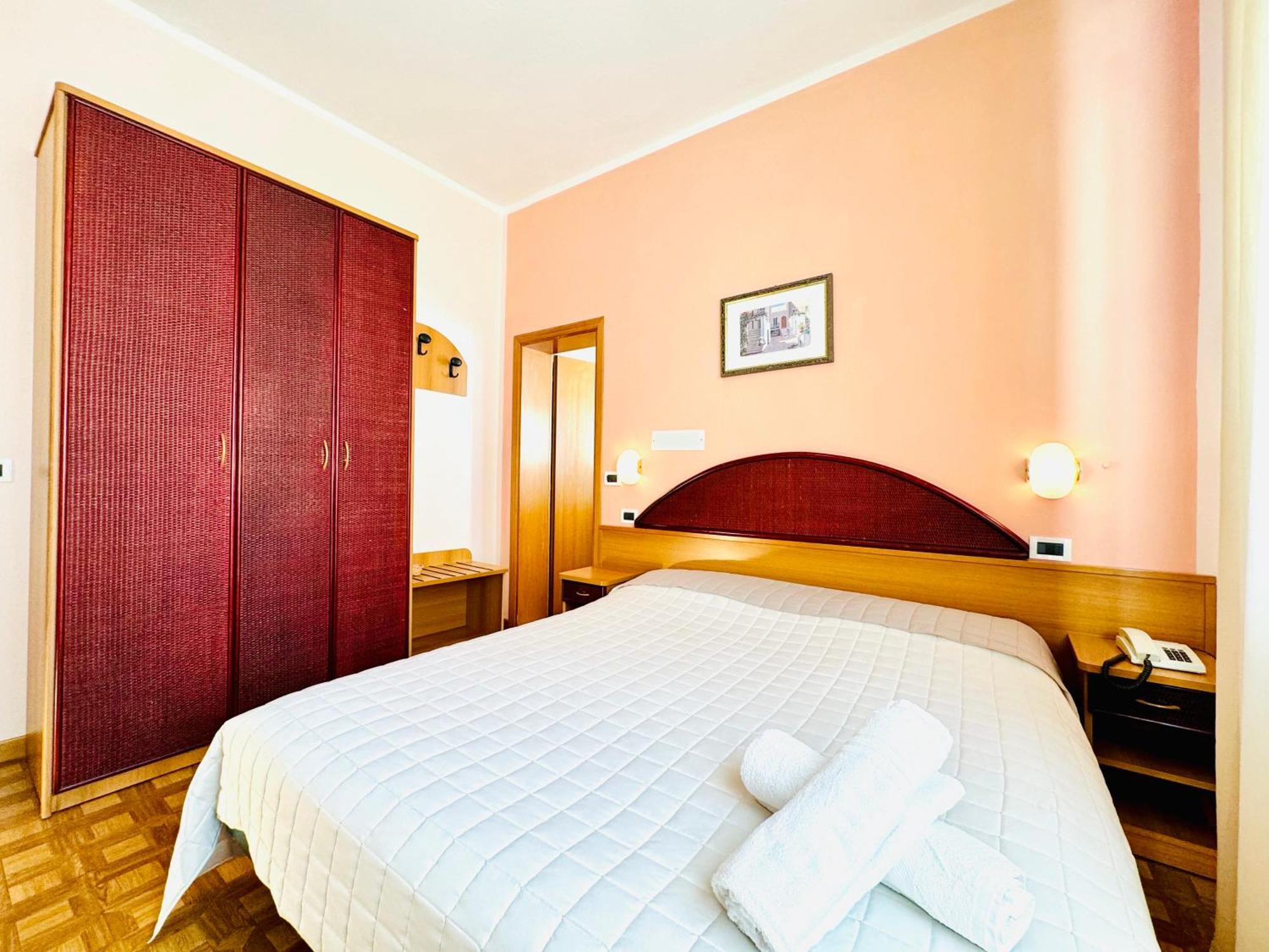 Hotel Villa Grazia Cesenatico Buitenkant foto